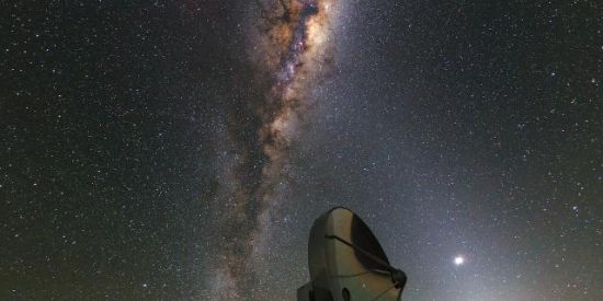 Imagem do grupo de WhatsApp Astronomia&Física