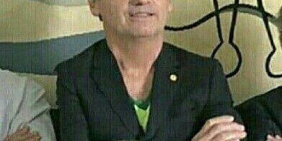 Imagem do grupo de WhatsApp Tente não se apaixonar✋🥴