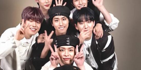 Imagem do grupo de WhatsApp Stays - PE🎤🖤