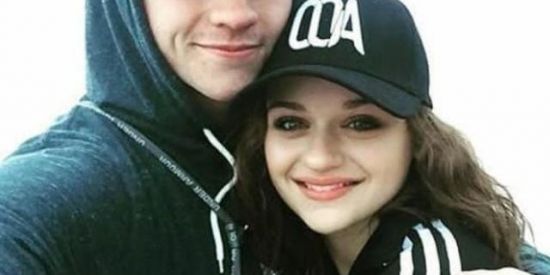 Imagem do grupo de WhatsApp Amizade & namoro louco