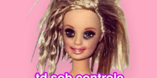 Imagem do grupo de WhatsApp Pessoas nada normais