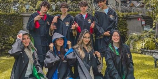 Imagem do grupo de WhatsApp ᴄᴏɴɴᴇᴄᴛ ʜᴏᴜsᴇ🏢💙