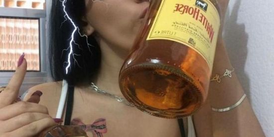 Imagem do grupo de WhatsApp ✨🎉RΣV❍ΑDΑ🎉✨