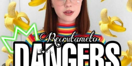 Imagem do grupo de WhatsApp ʀɛcʀutɑɱɛɳtѳ ♔ •Đl'ร•♔