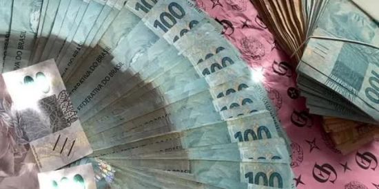 Imagem do grupo de WhatsApp Ganhe de 200 a 300 reais por dia✅