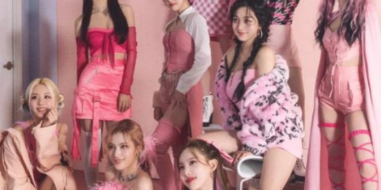 Imagem do grupo de WhatsApp 🍭 ONCE to 𖥻 TWICE . ִֶָ🍭