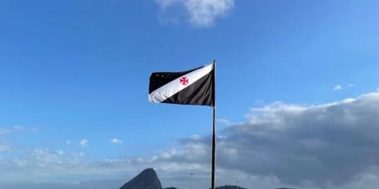 Imagem do grupo de WhatsApp Gigante da colina