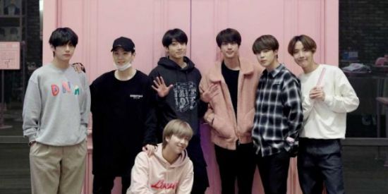 Imagem do grupo de WhatsApp ✿ 𝔸ℝ𝕄𝕐 ℍ𝕆𝕌𝕊𝔼 𝔹𝕋𝕊 ✿