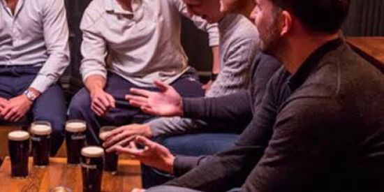 Imagem do grupo de WhatsApp Amigos Casados 🍻