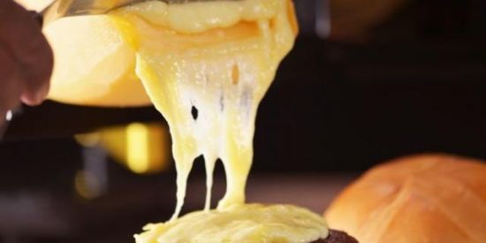 Imagem do grupo de WhatsApp 🧀𝐓𝐑𝐎𝐏𝐀 𝐃𝐎 𝐐𝐔𝐄𝐈𝐉𝐎🧀