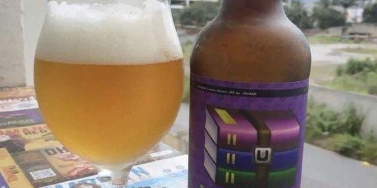 Imagem do grupo de WhatsApp Shitposts