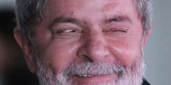 Imagem do grupo de WhatsApp É ELE