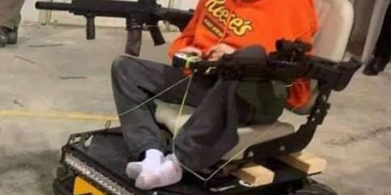 Imagem do grupo de WhatsApp "𝕼𝖚𝖊𝖒 𝖕𝖊𝖗𝖉𝖔𝖆 𝖊 𝕯𝖊𝖚𝖘..."