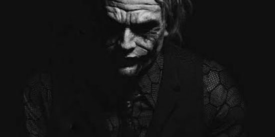 Imagem do grupo de WhatsApp €Ħ₳₮ Ø₣ Ɖ₳ɌԞ ☠️