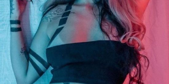 Imagem do grupo de WhatsApp 🗿🍷𝗖𝗔𝗕𝟰𝗥𝟯 𝗗𝗔 𝟬𝟬:𝟬𝟬 𝗡𝗼𝗶𝘁𝗲 🌙