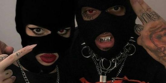 Imagem do grupo de WhatsApp ꧁꧅Ａｍｉｇｏｓ Ｄａ Ｆａｒｒａᴮ²ᴷ❖Bᴀᴅ