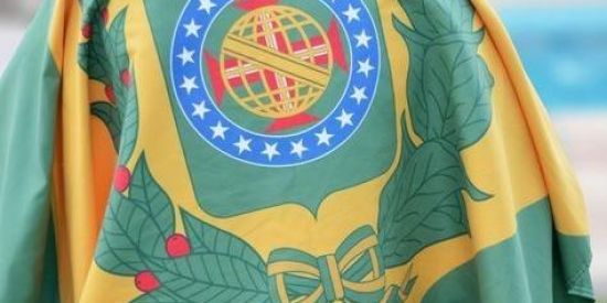 Imagem do grupo de WhatsApp JOVENS MONARQUISTAS 🔰