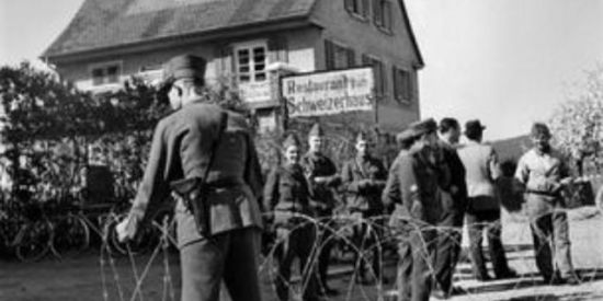 Imagem do grupo de WhatsApp 🇨🇭𝕿𝕽𝕺𝕻𝕬 𝕯𝕼 SUIÇA🇨🇭