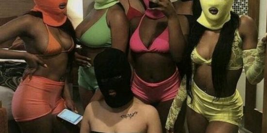 Imagem do grupo de WhatsApp 🔥𝕬𝖒𝖎𝖟𝖆𝖉𝖊𝖘 24𝖍𝖗𝖘 𝖕𝖔𝖗 48🔥