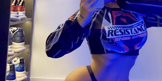 Imagem do grupo de WhatsApp 🔥🤬🤤𝐓𝐇𝐄 𝐖𝐄𝐁-𝐙𝐎𝐍𝐄 𝐎𝐍🤤🤬🔥