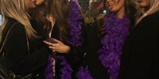 Imagem do grupo de WhatsApp 👽AMIZꥃDES🍷