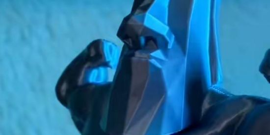 Imagem do grupo de WhatsApp 𝐂𝐡𝐚𝐭 𝐝𝐨𝐬 𝐜𝐫𝐢𝐚🗿🍷᭄