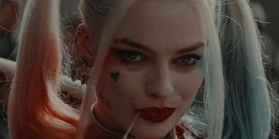 Imagem do grupo de WhatsApp 𝙀𝙎𝙎𝘼 𝙈𝙄𝙉𝘼 É 𝙇𝙊𝙐𝘾𝘼😠🐰🍷