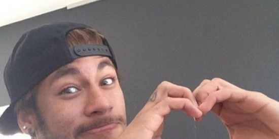 Imagem do grupo de WhatsApp ✋🏽😝🤚🏽