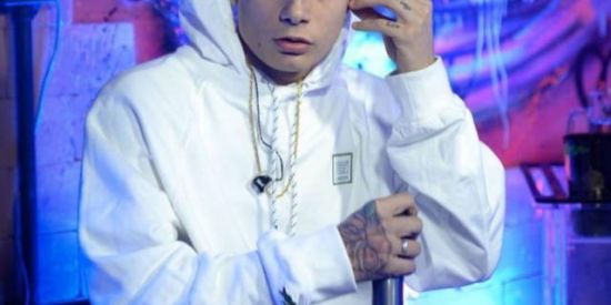 Imagem do grupo de WhatsApp NAMORO DE 11 A 12🗿🍷