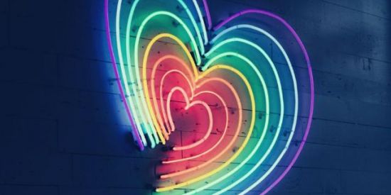 Imagem do grupo de WhatsApp 𝗟𝗼𝘃𝗲 𝗹𝗴𝗯𝘁 シ︎♥︎