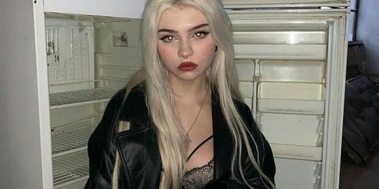 Imagem do grupo de WhatsApp 🌋𝟐𝟒 𝐇Θ͢𝐑Λ𝐒🌴