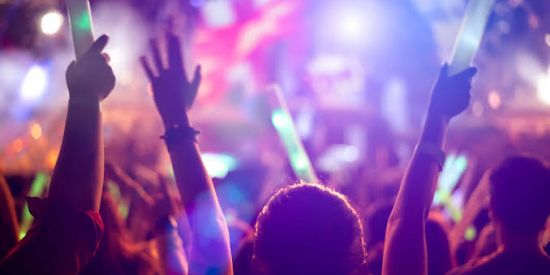 Imagem do grupo de WhatsApp AMIZADE DDD74 👍🏻🥳