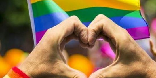 Imagem do grupo de WhatsApp SÓ ELAS 🏳️‍🌈👀