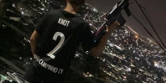 Imagem do grupo de WhatsApp Os astros do momento 🍏🏄🎰