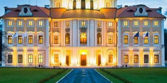 Imagem do grupo de WhatsApp Universo