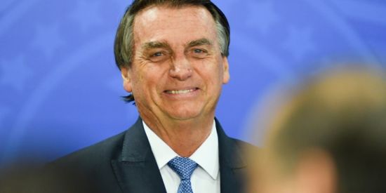 Imagem do grupo de WhatsApp Ult Politicas