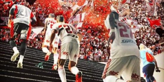 Imagem do grupo de WhatsApp 🇾🇪 ℕ𝔸ℂ𝔸𝕆 𝕋ℝ𝕀ℂ𝕆𝕃𝕆ℝ 🇾🇪