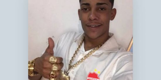 Imagem do grupo de WhatsApp ESQUADRAO VILANONVESE SO OS LOUCOS DE GOIÂNIA
