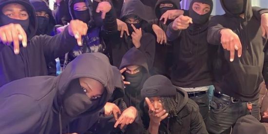 Imagem do grupo de WhatsApp 🇧🇷ℤ.𝕆.𝔼.𝕀.ℝ.𝔸  𝕀.ℕ.𝔽.𝕀.ℕ.𝕀.𝕋.𝕐🇧🇷