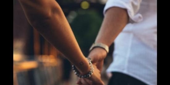 Imagem do grupo de WhatsApp Encontros casuais e namoros 🙏🏼