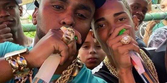 Imagem do grupo de WhatsApp 𝑻𝑹𝑶𝑷𝑨 𝑫𝑶 𝑷𝒁 𝑻𝑫 2👹🚩