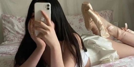 Imagem do grupo de WhatsApp 🍷💞𝕭𝖔𝖓𝖉𝖊 𝕯𝖆 𝖅𝖚𝖊𝖎𝖗𝖆🗿🦆