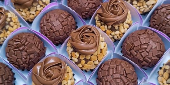 Imagem do grupo de WhatsApp LUCRE VENDENDO BRIGADEIRO 🚀