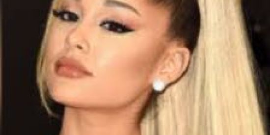 Imagem do grupo de WhatsApp Famosos