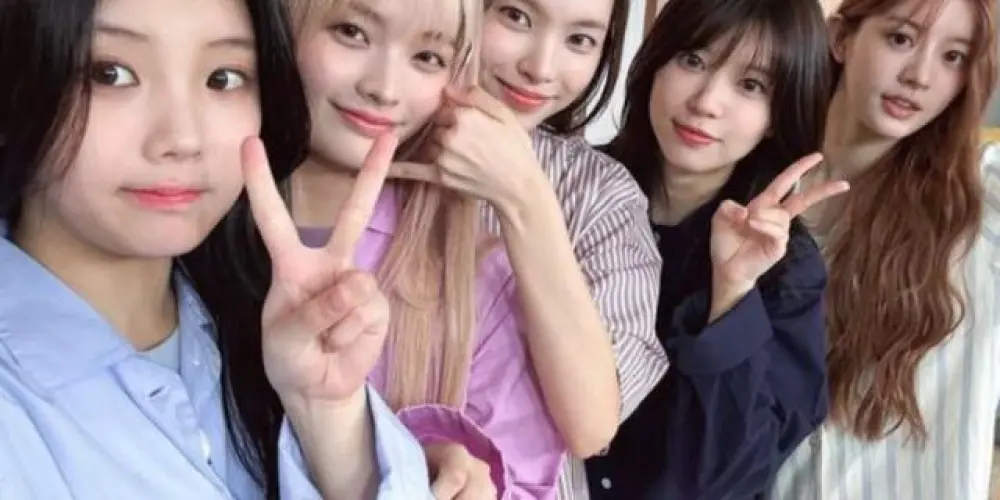 Imagem do grupo de WhatsApp ୭ 🧷 ✧ 𝕚𝕝𝕝𝕚𝕥˚. ᵎᵎ 🎀