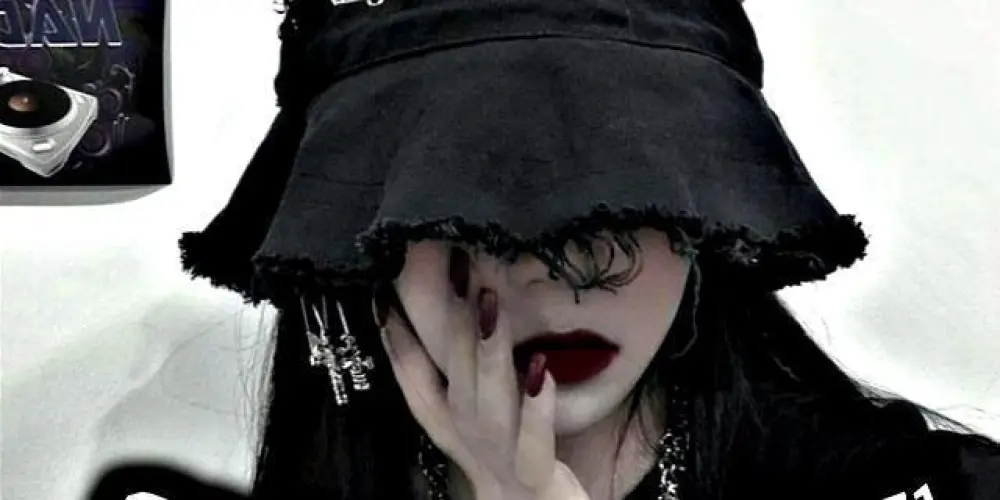 Imagem do grupo de WhatsApp ℭ𝔞𝔩𝔦𝔣𝔬𝔯𝔫𝔦𝔞 ℭ𝔦𝔱𝔶¹⁷¹