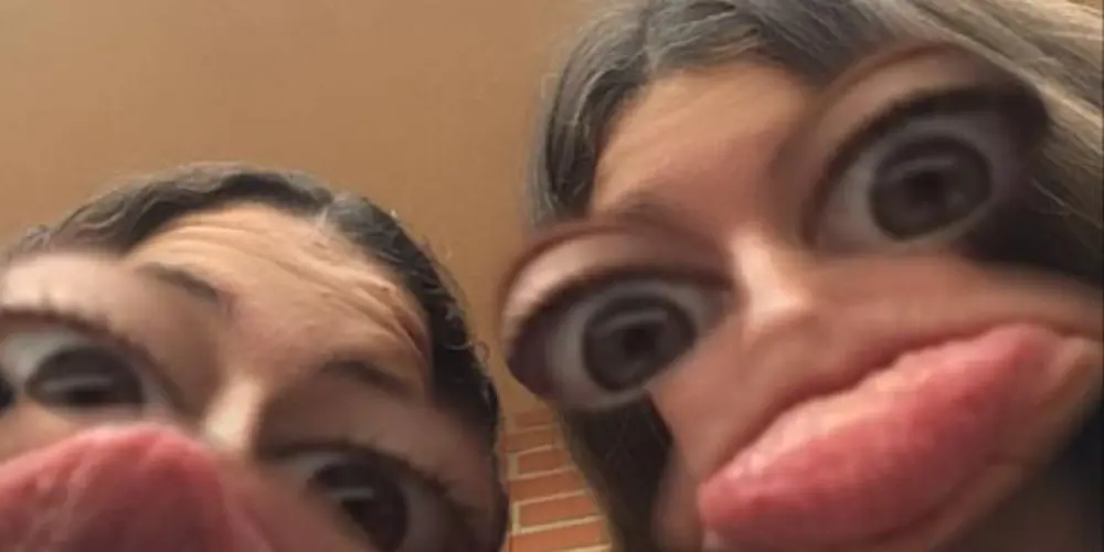 Imagem do grupo de WhatsApp ❥°𝐃𝐈𝐒𝐍𝚵𝐘͢🔥ꫂ²³