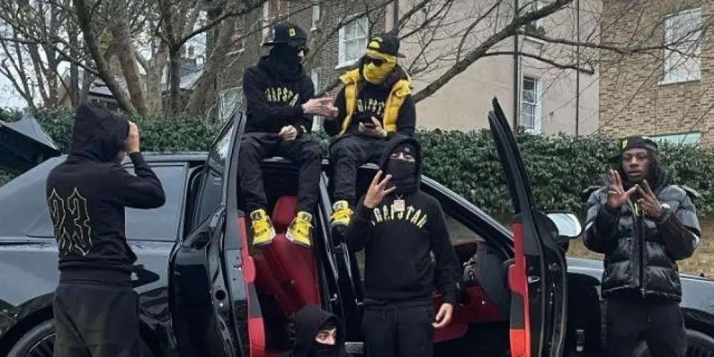 Imagem do grupo de WhatsApp 𝐆𝐀𝐒𝐓𝐀𝐂̧𝐀̃𝐎 24 𝐏𝐎𝐑 48. 🧞‍♀️