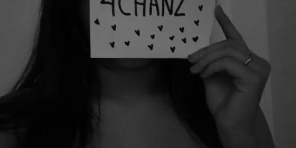 Imagem do grupo de WhatsApp 𖤐4CHANZ♰𓃶