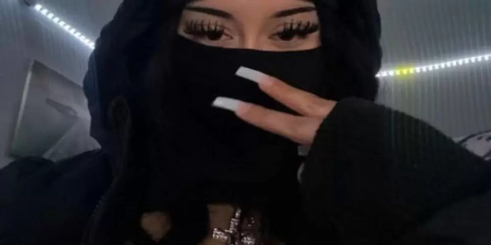 Imagem do grupo de WhatsApp 𖦹༄𝐍𝐎𝐕𝐀 𝒀𝑶𝑹𝑲༄𖦹